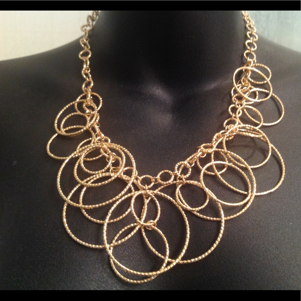 New York Company Statement Necklace